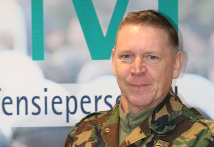 Meer kazernes, meer instructeurs, meer infra... 